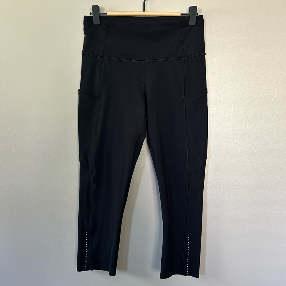 Lululemon Fast & Free Crop II‎ *Nulux Sz 6 Black w Reflective Dots